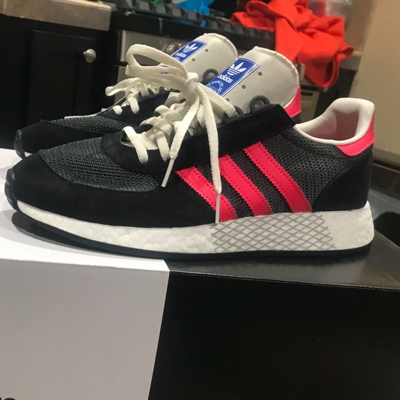 Sold out🛷🥊adidas New! MARATHON TECH Originals! - Picture 7 of 10